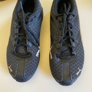 Women Puma Athletic Shoes. Color Black/Tan. Size 10. Barely Worn.
